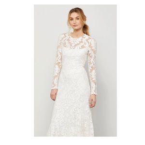 Beautiful bcbg wedding gown worn once for pics